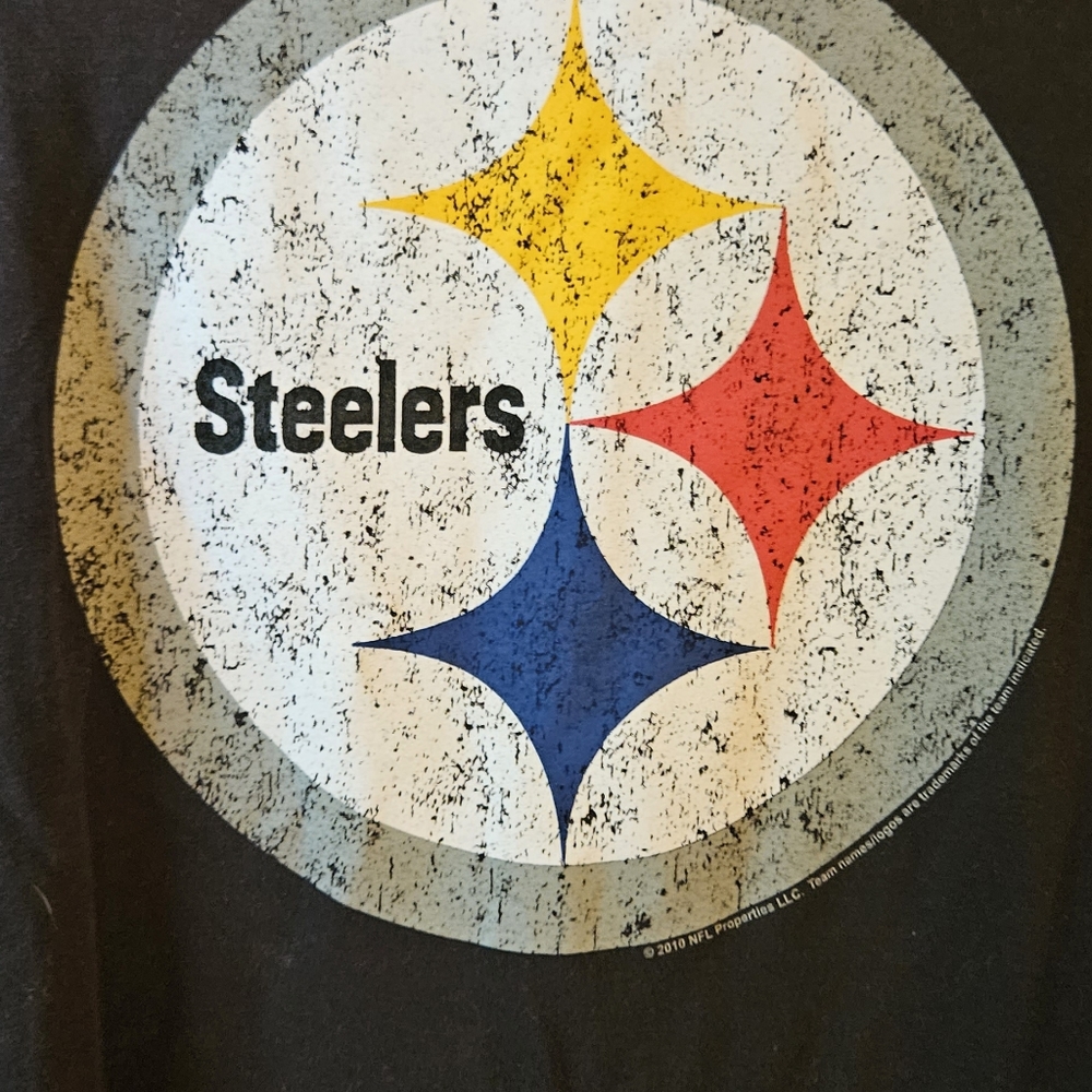 Womens Pittsburg Steelers T-shirt - Picture 3 of 3